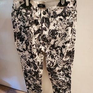 Babe black and white patterned pants